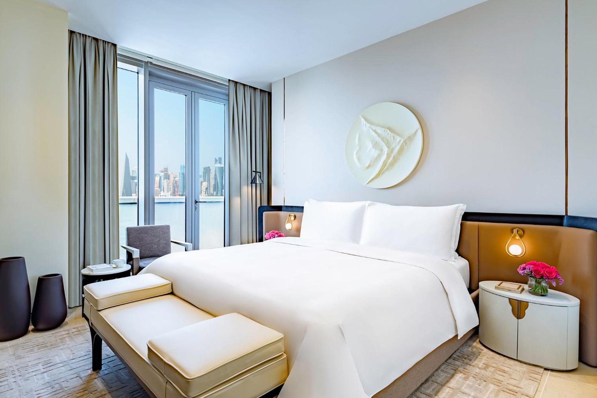 แมนดาริน โอเรียนเต็ล โดฮา Hotel ภายนอก รูปภาพ A bedroom at the hotel